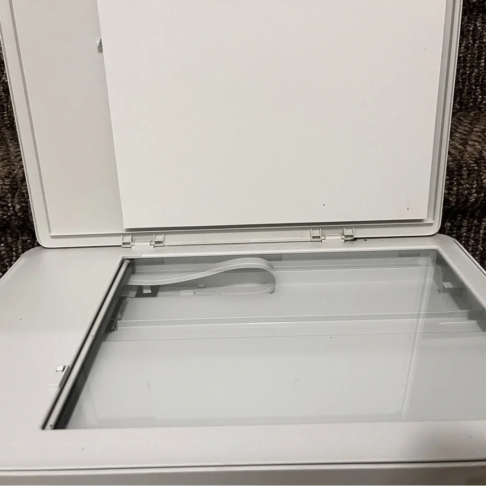 HP White Multifunction Printer